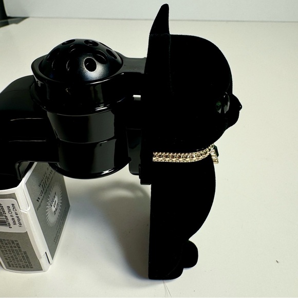 NWT. Bath & Body Works. Fancy black Cat Nightlight
Wallflowers Fragrance Plug. - Picture 8 of 13